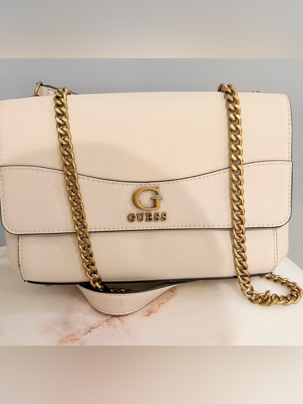 GUESS Cream Chain Crossbody Bag